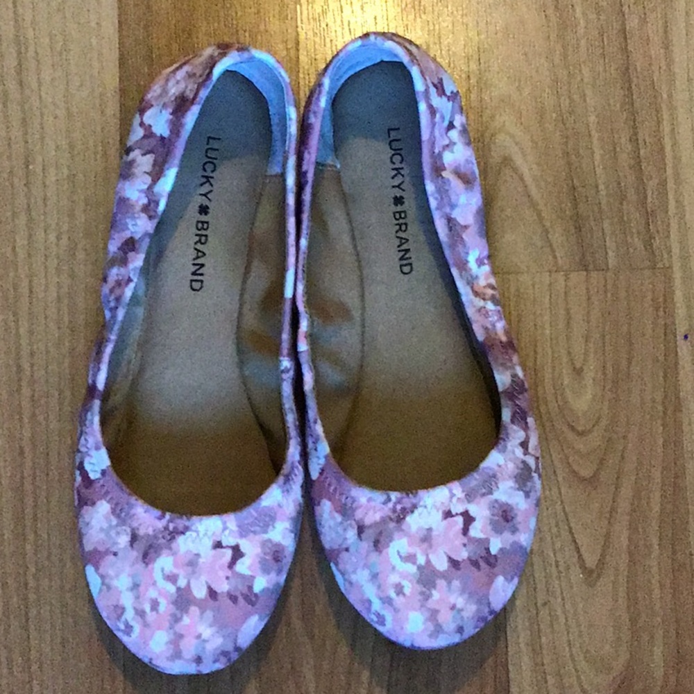 Lucky ballet flats